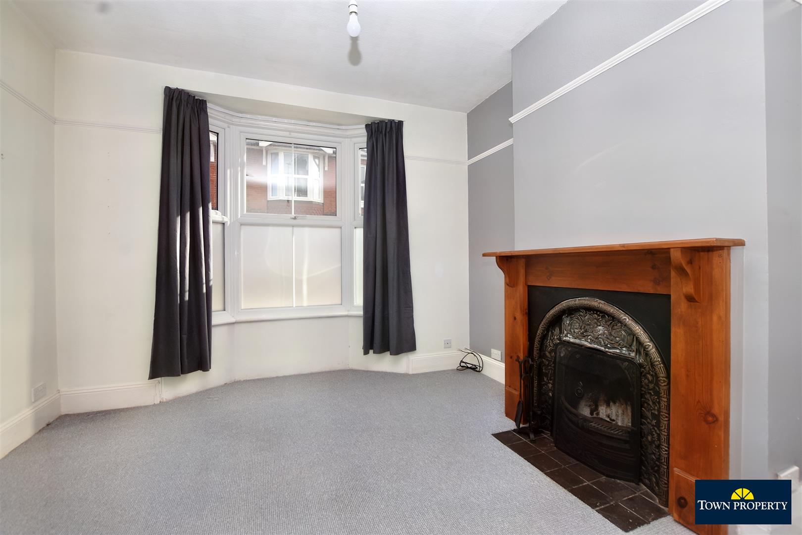 Property Details for Melbourne Road Eastbourne BN22 8BA Town